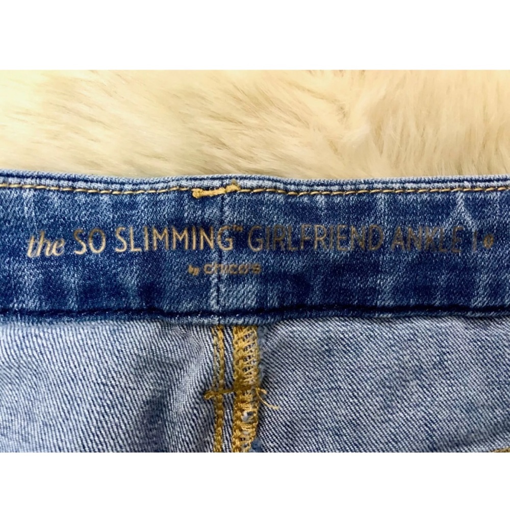 CHICOS So Slimming Medium Wash Skinny Ankle Jeans - Picture 4 of 4